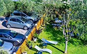 Nirvana Apartments