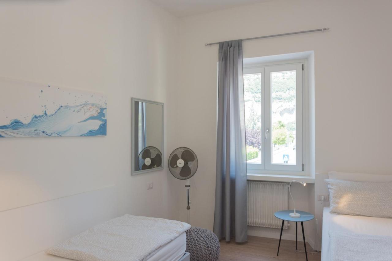 טורבולה Nirvana Apartments מראה חיצוני תמונה