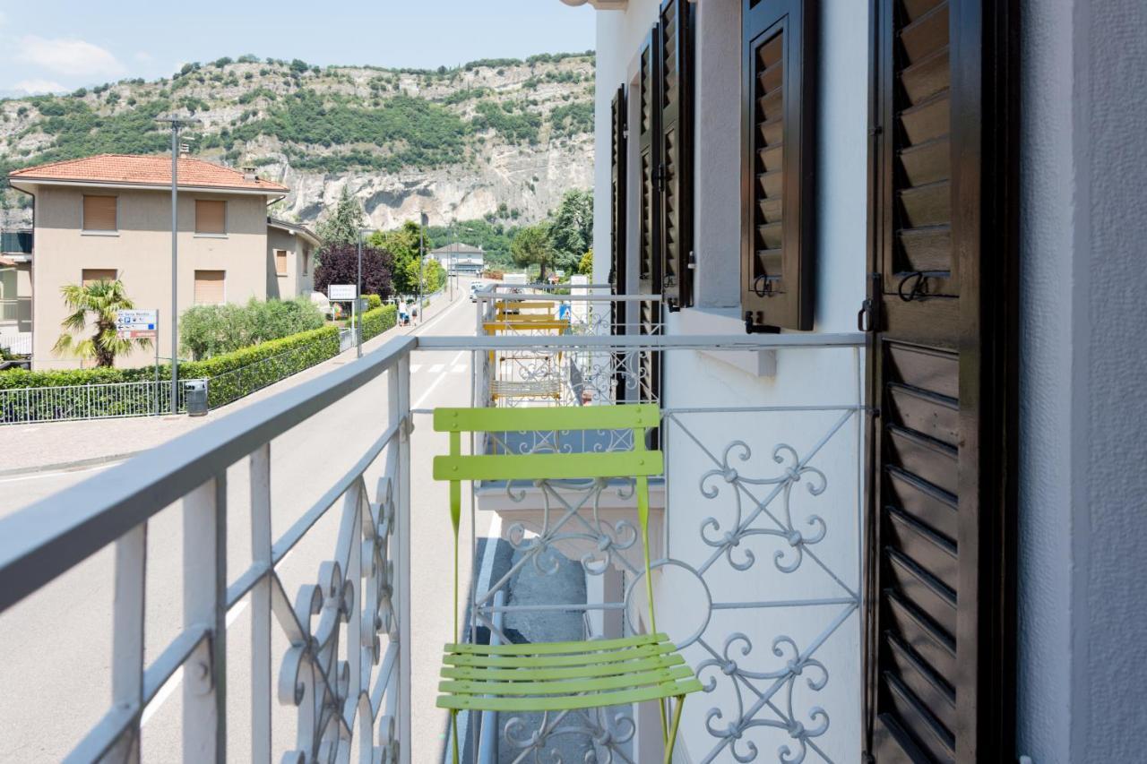 טורבולה Nirvana Apartments מראה חיצוני תמונה