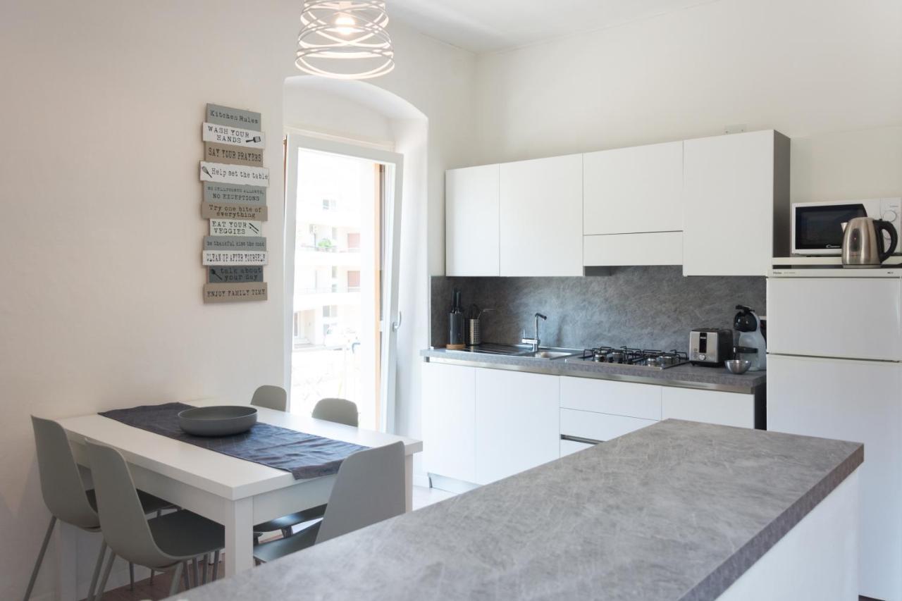 טורבולה Nirvana Apartments מראה חיצוני תמונה