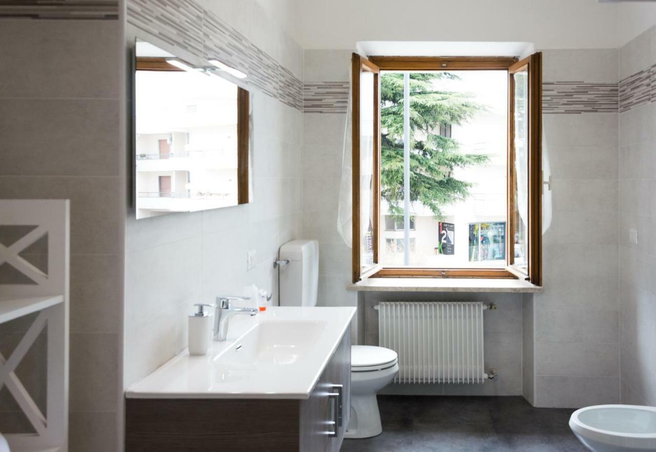 טורבולה Nirvana Apartments מראה חיצוני תמונה