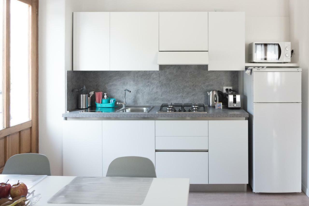 טורבולה Nirvana Apartments מראה חיצוני תמונה